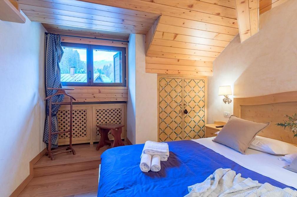 Deliziosa Mansarda Ai Piedi Della Pista 3Tre Apartment Madonna di Campiglio Bagian luar foto